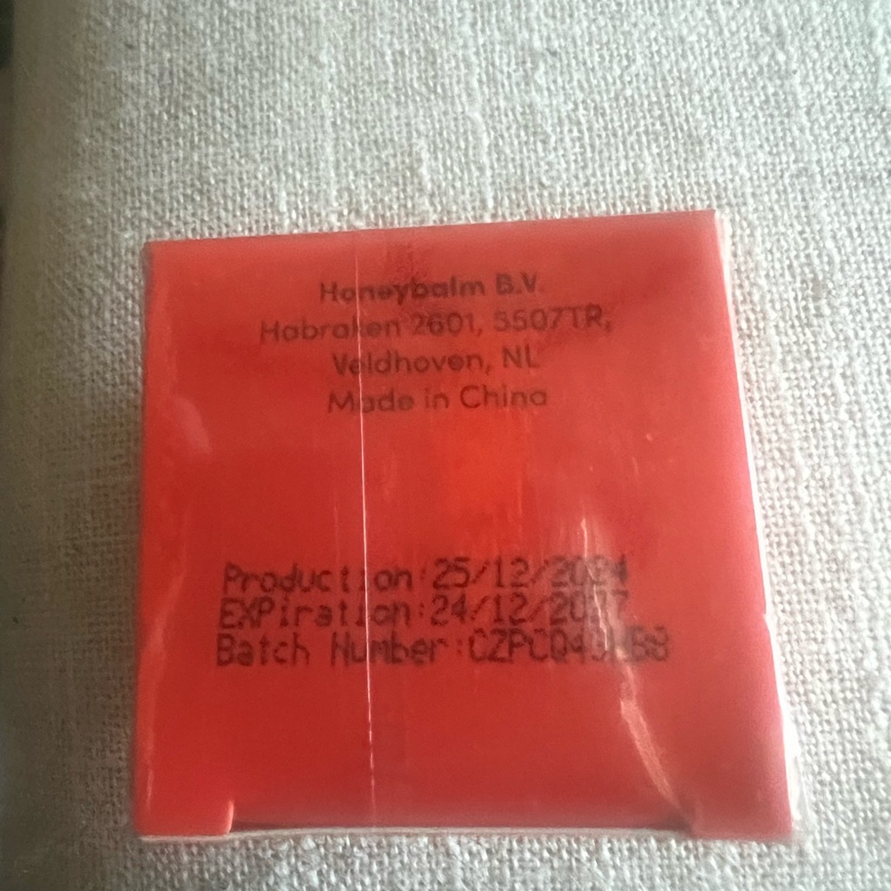 Watermelon Lip Balm - Red - Picture 5 of 5